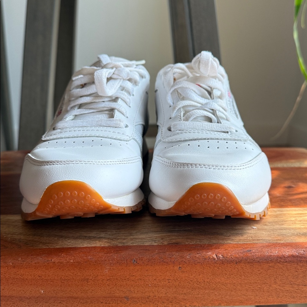 Reebok Classic White Leather Shoes - Picture 4 of 6